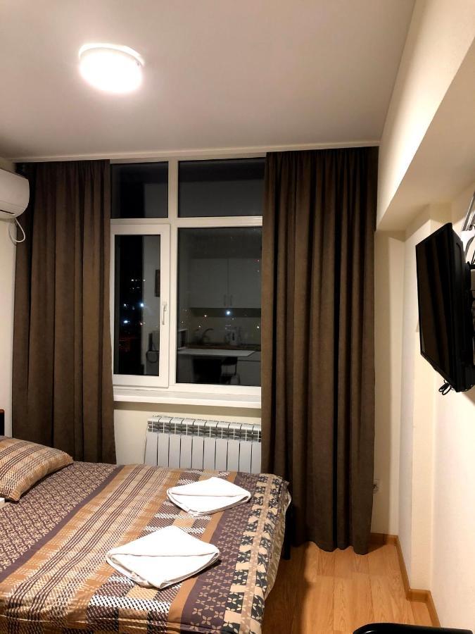 Bysmarthouse Aparthotel Kiev Exteriör bild