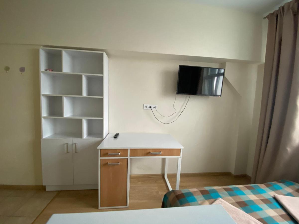 Bysmarthouse Aparthotel Kiev Exteriör bild