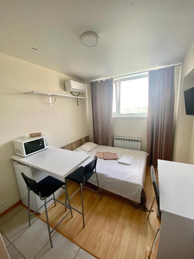 Bysmarthouse Aparthotel Kiev Exteriör bild
